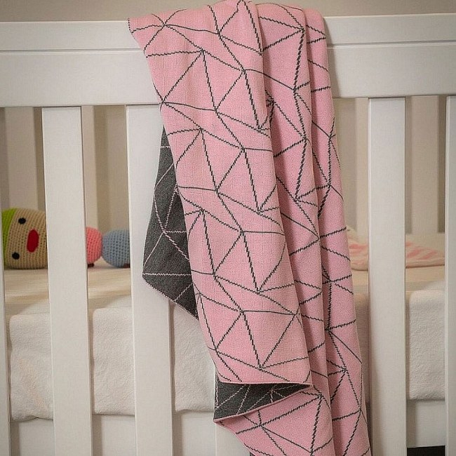 Emotion & Kids Knitted Blanket in Pink