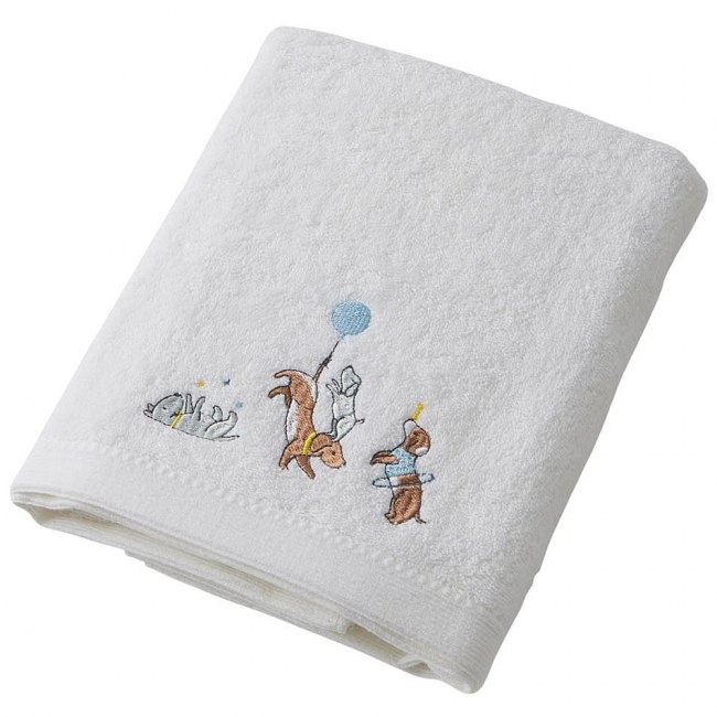 Puppy Play Bath Towel